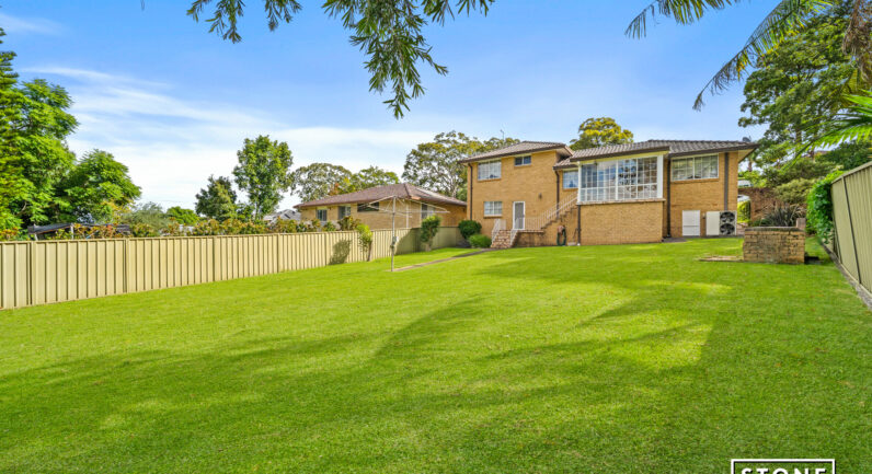 10 Burton Avenue, Northmead NSW 2152