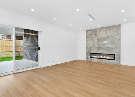 24 Guineas Street