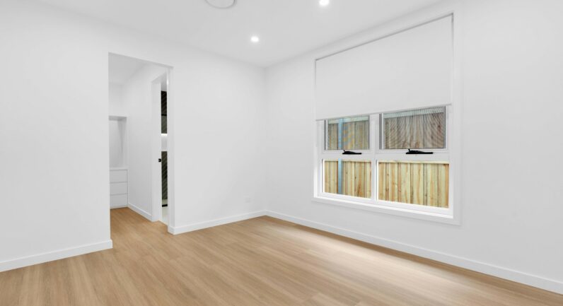 24 Guineas Street, Menangle Park NSW 2563