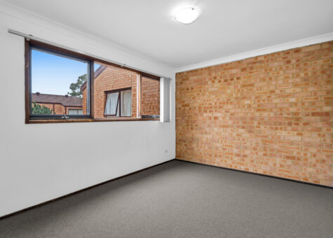 6/56-60 Ingleburn Road