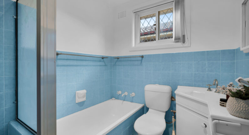14 Brisbane Road, Campbelltown NSW 2560