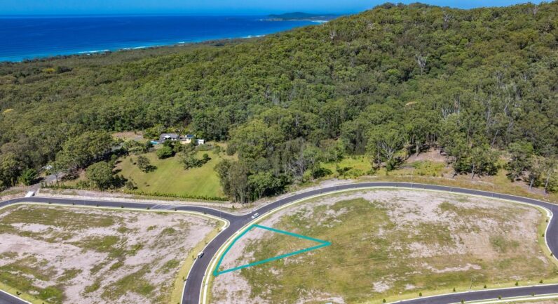 Casuarina Crescent, Crescent Head NSW 2440
