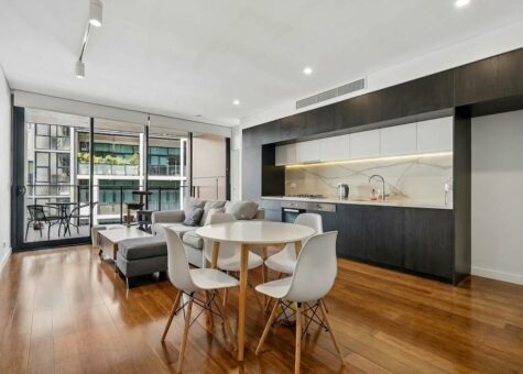 47/21 Bay Drive