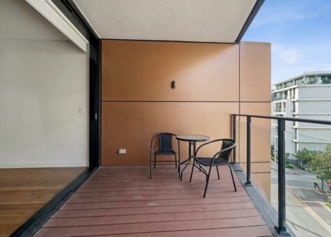 47/21 Bay Drive