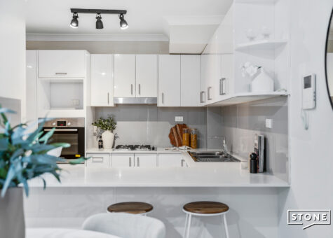 4/8-10 Mowle Street
