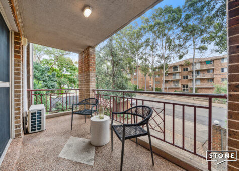 4/8-10 Mowle Street