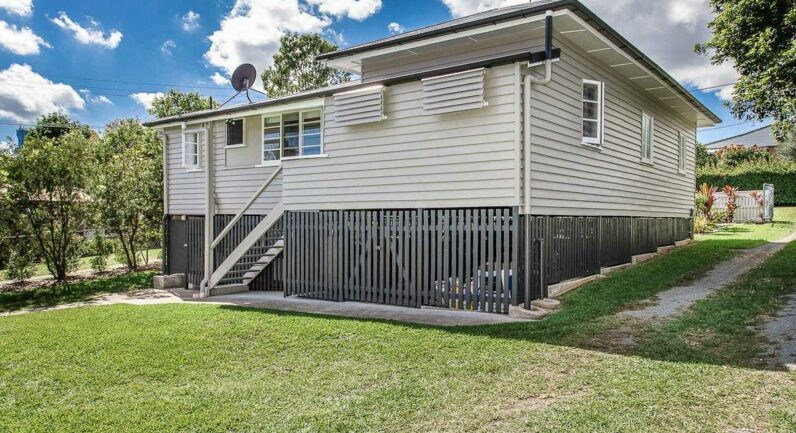 28 Wattle Street, Kallangur QLD 4503