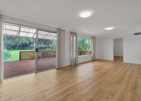 4 Lynwood Close