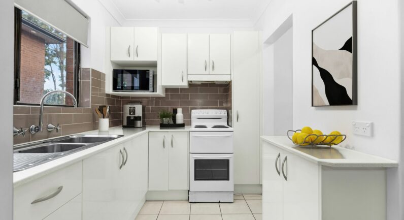 4/32 Old Hume Highway, Camden NSW 2570