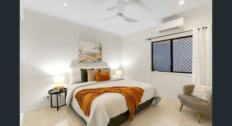 4 Mccoll Close, Redlynch QLD 4870