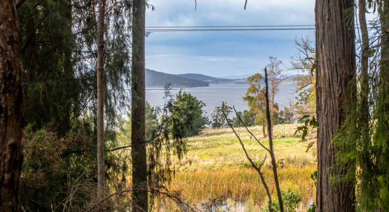 Channel Highway, Flowerpot TAS 7163