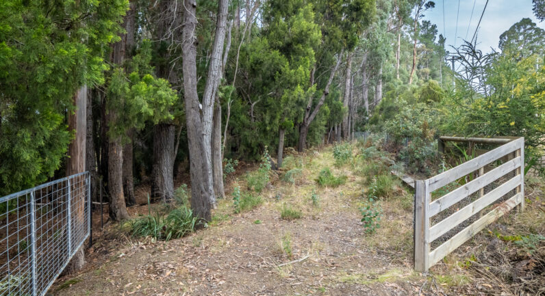 Channel Highway, Flowerpot TAS 7163