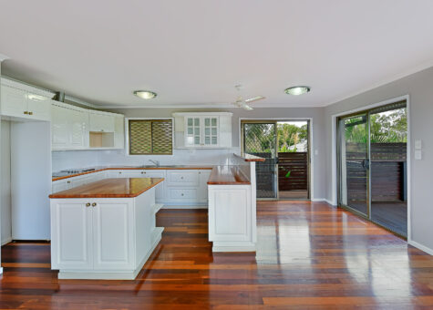 2 Valence Court