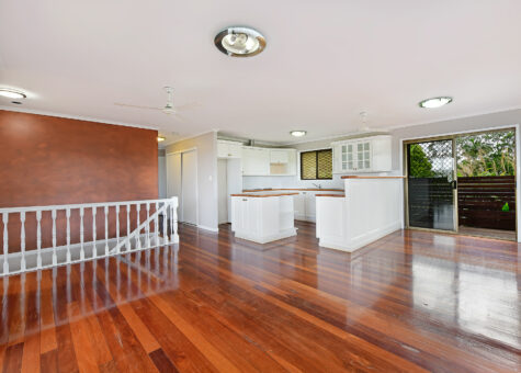 2 Valence Court