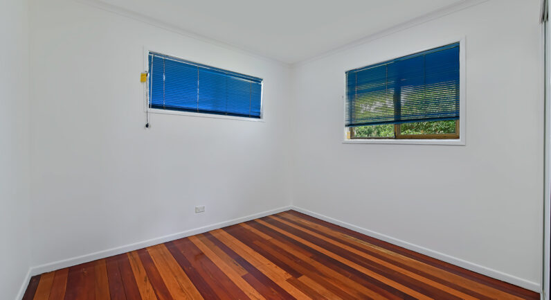 2 Valence Court, Petrie QLD 4502
