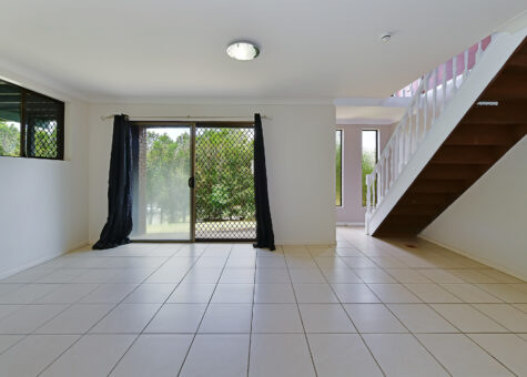 2 Valence Court