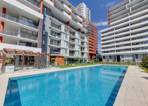 801/1 Mooltan Avenue