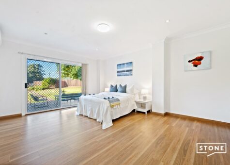 25 Lasburn Crescent