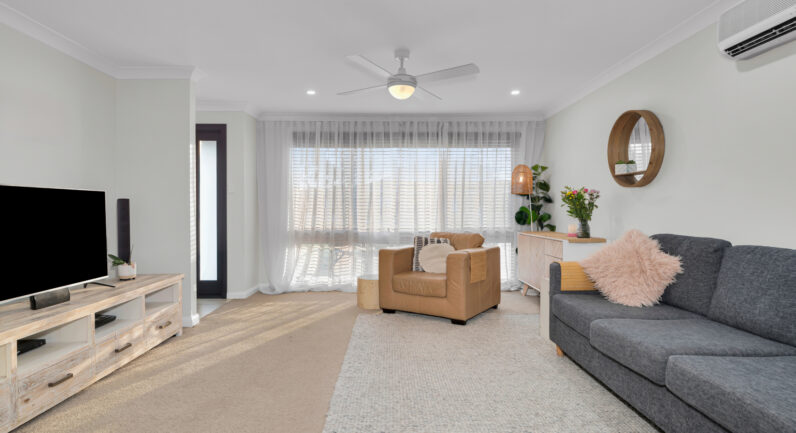 14 Kestrel Place, Ingleburn NSW 2565