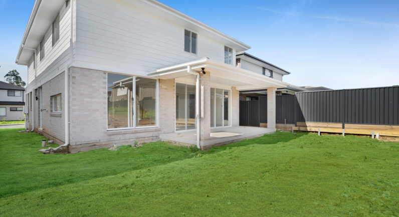 18 Threlkald Street, Austral NSW 2179