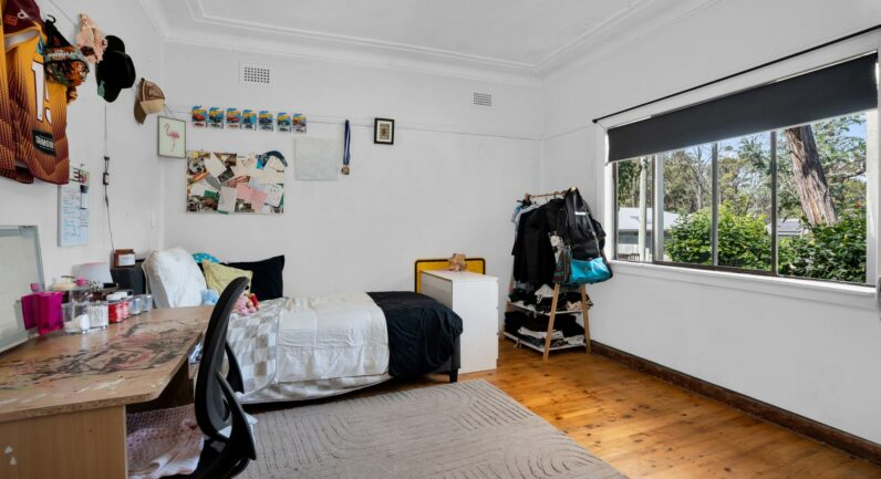 36 Stanley Street, Hill Top NSW 2575