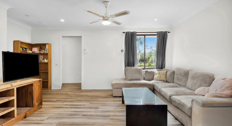 32 Clifford Crescent, Ingleburn NSW 2565