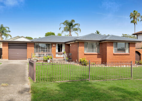 32 Clifford Crescent