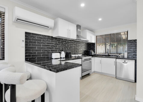 10 Prospero Close