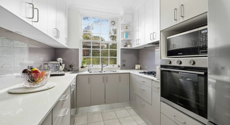 8/8 Larkin Street, Roseville NSW 2069