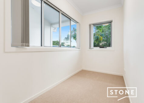 3/1494 Anzac Avenue