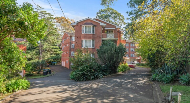 8/8 Larkin Street, Roseville NSW 2069