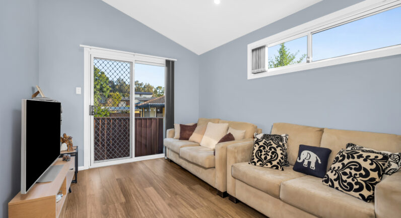 61 Hoddle Avenue, Bradbury NSW 2560
