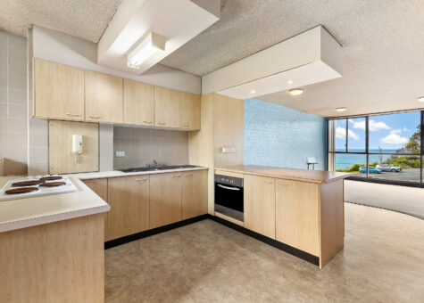 16/58-64 Pacific Drive