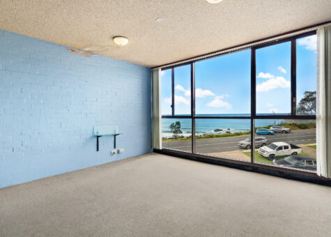 16/58-64 Pacific Drive