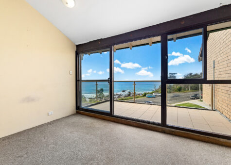 16/58-64 Pacific Drive