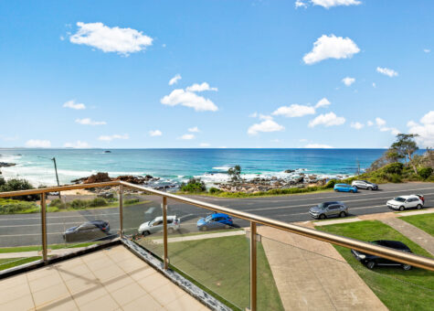 16/58-64 Pacific Drive