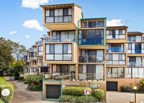16/58-64 Pacific Drive