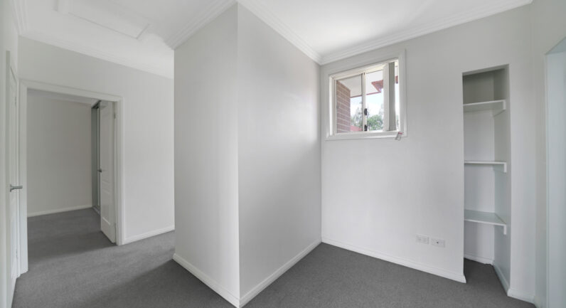19/221A Waterworth Drive, Mount Annan NSW 2567