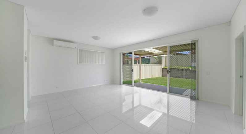 19/221A Waterworth Drive, Mount Annan NSW 2567