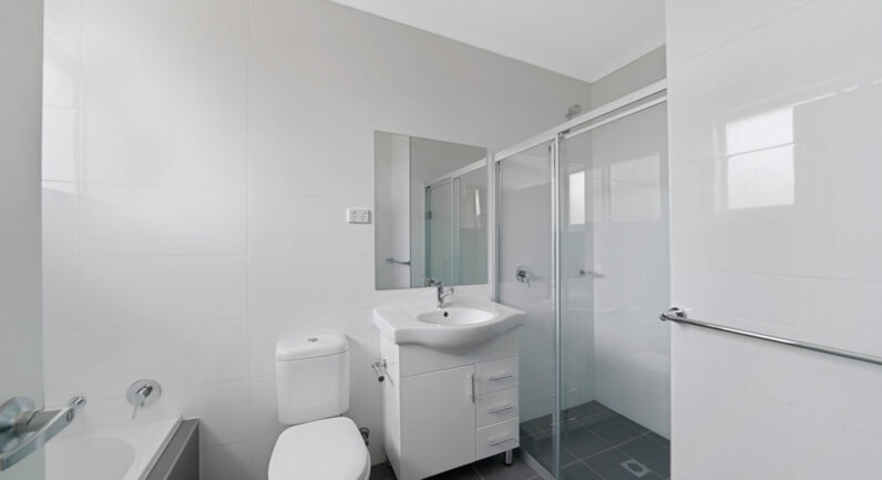 19/221A Waterworth Drive, Mount Annan NSW 2567