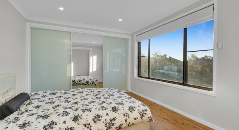 4 Peridot Close, Eagle Vale NSW 2558