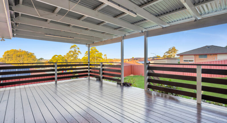 4 Peridot Close, Eagle Vale NSW 2558