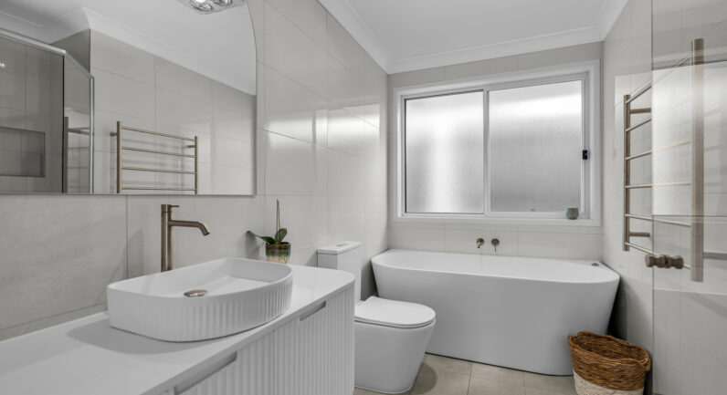 21 Dutton Street, Spring Farm NSW 2570