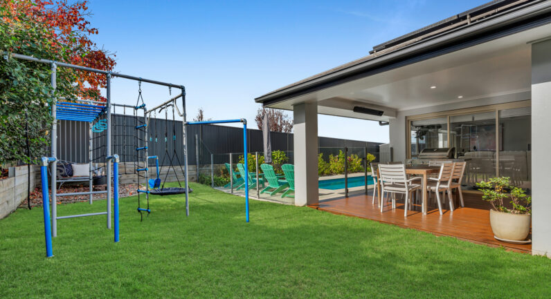 21 Dutton Street, Spring Farm NSW 2570