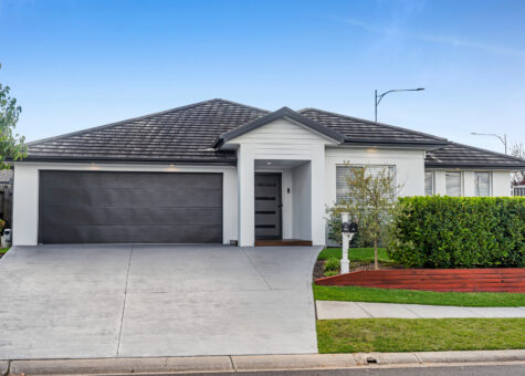 21 Dutton Street