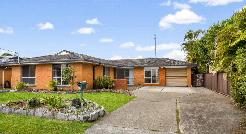 24 Bellbowrie Street, Port Macquarie NSW 2444