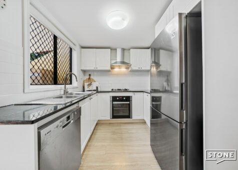 2/50 Fennell Street