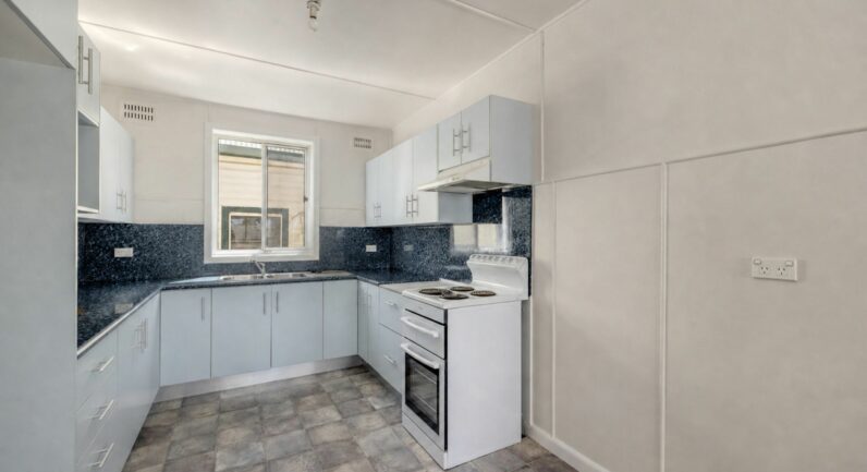 47 Tozer Street, West Kempsey NSW 2440