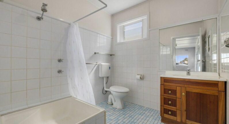 47 Tozer Street, West Kempsey NSW 2440