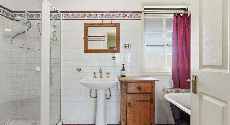 17 Mitchell Street, Camden NSW 2570
